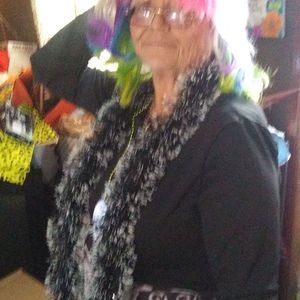 Meet your Posher, Larry